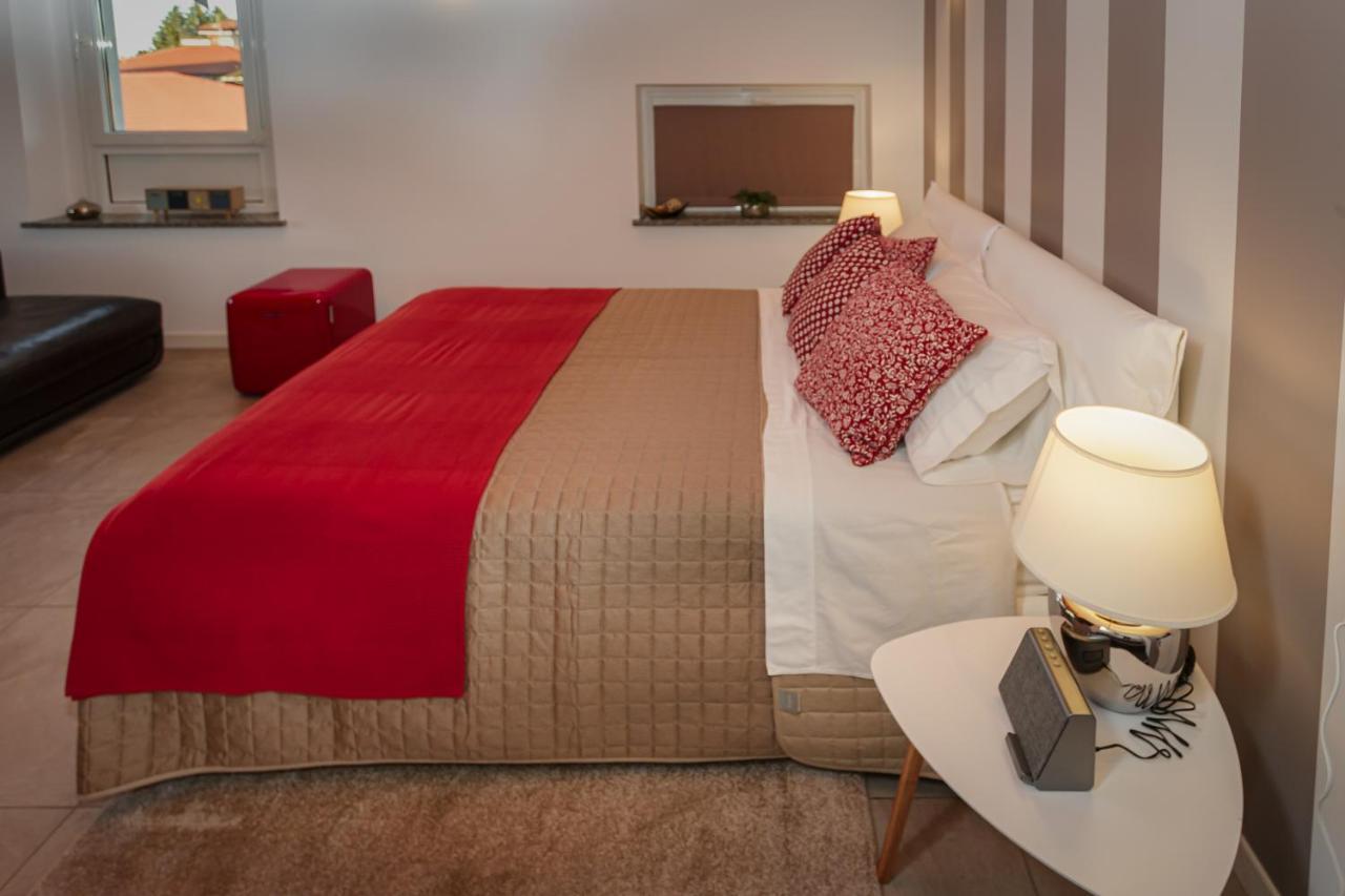 Casa Ananda Bed & Breakfast Ferno Екстериор снимка