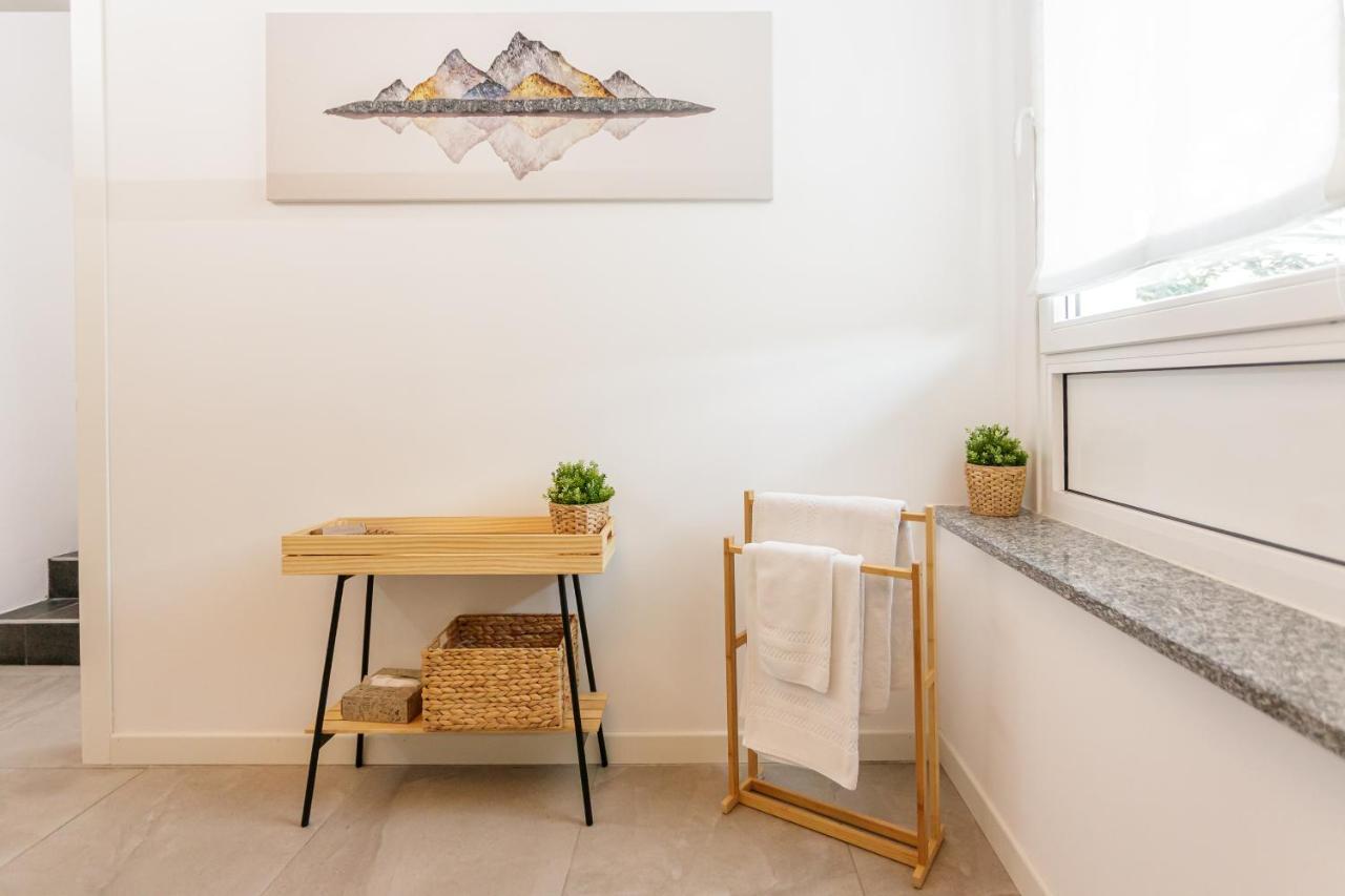 Casa Ananda Bed & Breakfast Ferno Екстериор снимка