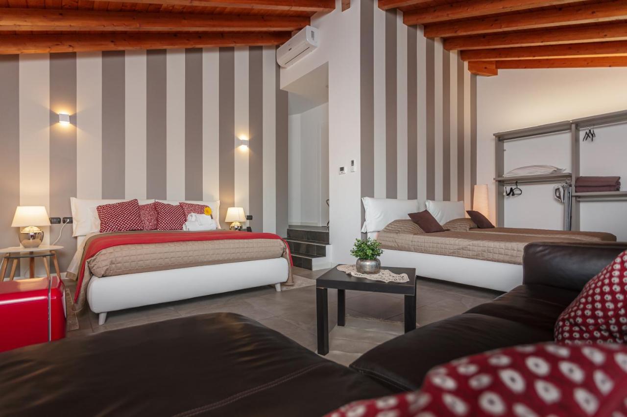 Casa Ananda Bed & Breakfast Ferno Екстериор снимка
