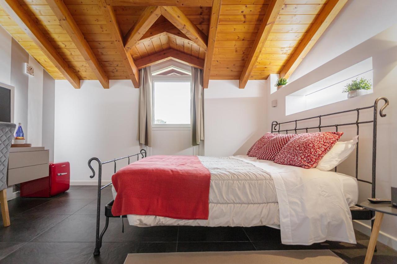 Casa Ananda Bed & Breakfast Ferno Екстериор снимка