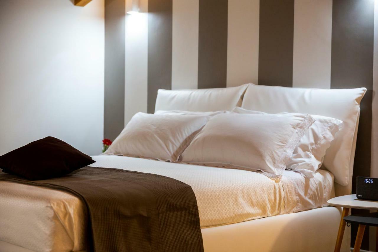 Casa Ananda Bed & Breakfast Ferno Екстериор снимка