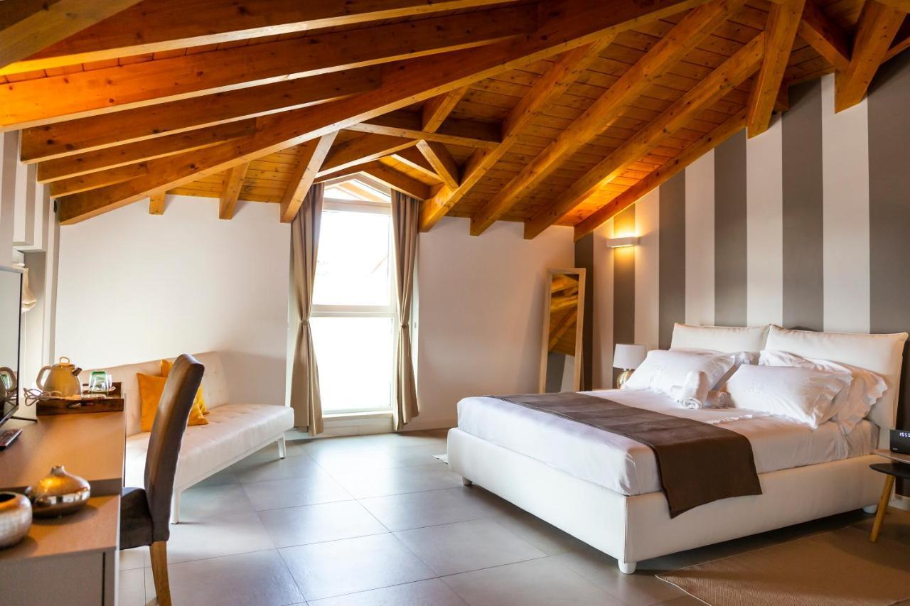 Casa Ananda Bed & Breakfast Ferno Екстериор снимка